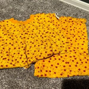 Colsie Yellow Floral Sweat Set